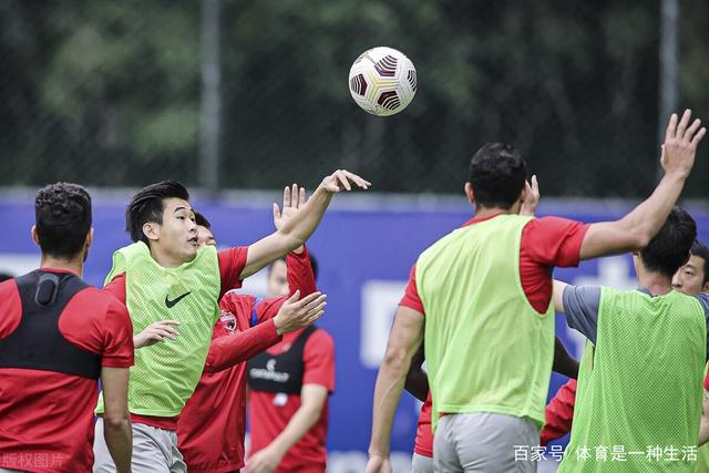 胡明轩40分广东胜青岛 吴前17分浙江负山西